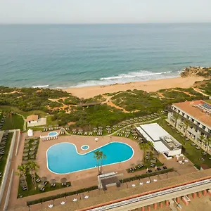 Отель Ilunion Calas De Conil, Кониль-де-ла-Фронтера